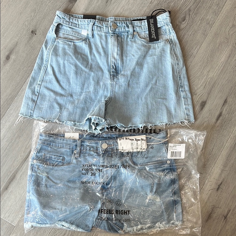 Blanknyc bundle 2 women’s denim shorts. Wholesale